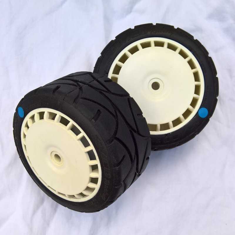 Rally Gravel Tyre White Speedline Wheel Assy Blue Spot